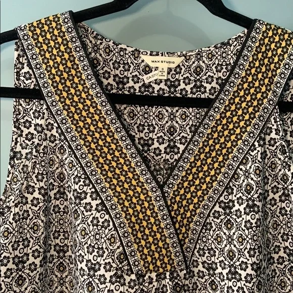 Max Studio blouse - Picture 3 of 7